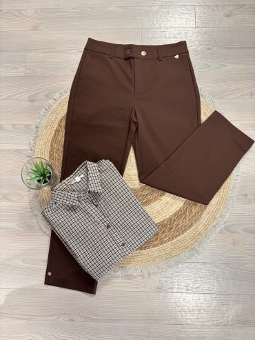 Pantalon droit marron du 40 au 46, 42€