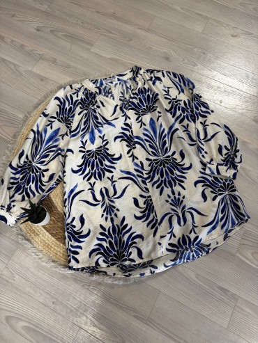 Blouse du 40/42 au 50/52 à 27€