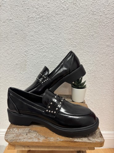 Mocassins noirs à 59€