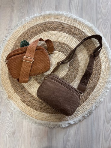 Sac à main velours marron ou camel à 36€