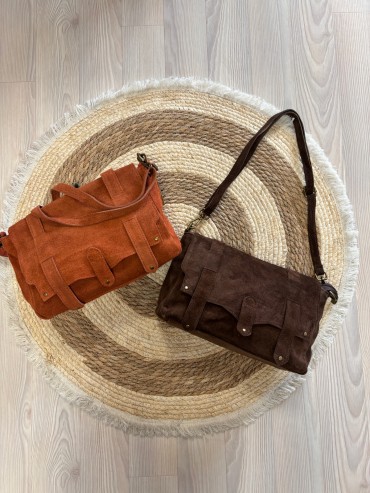 Sac à main cuir chocolat ou rouille à 54€